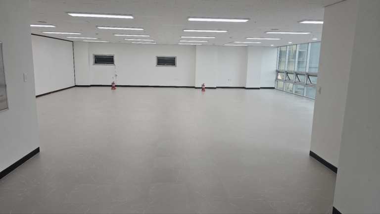 KakaoTalk_20250618_110803462_04